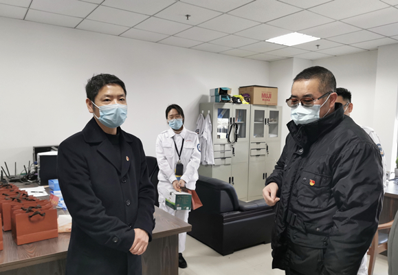 1581063873613086194.jpg 徐旭東_副本.jpg